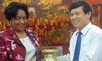 Đoàn đại biểu Văn phòng Tổng thống Angola làm việc tại tỉnh Bắc Ninh